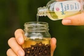 Die Suche nach revitalisierter Haut: Wissenschaftliche und häusliche Ansätze zur Milderung tiefer Falten