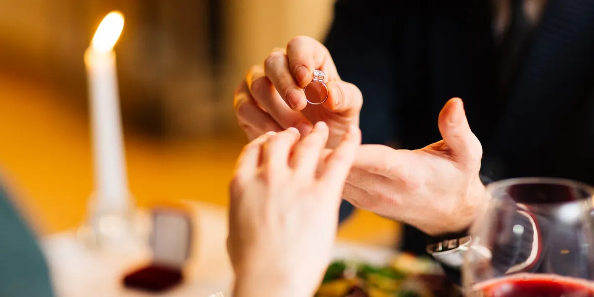 Me comprometí con una mujer “perfecta”. Cuando conocí a sus padres, cancelé la boda.