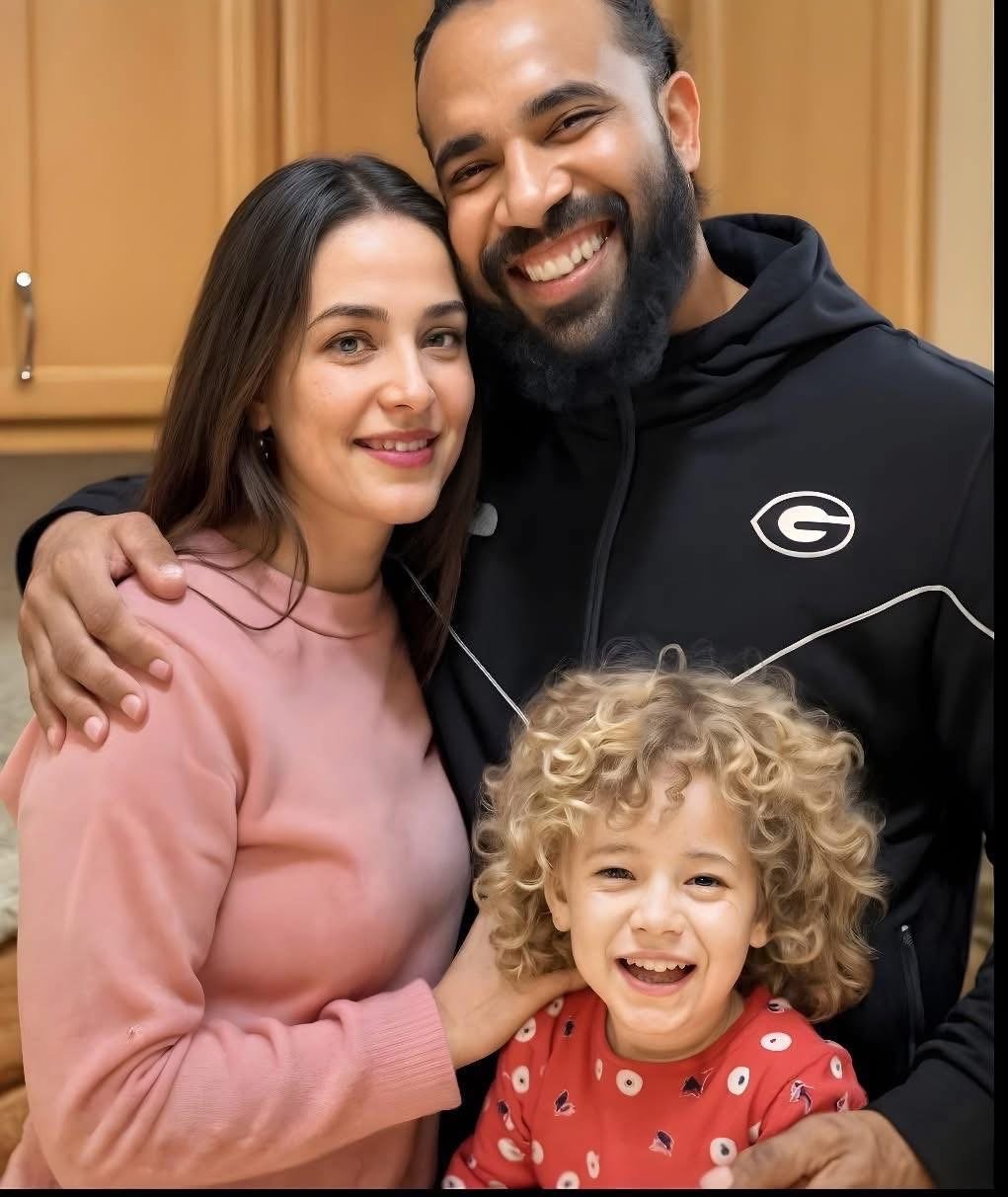 Als mein Mann einen DNA-Test machte und entdeckte, dass er nicht der Vater unseres Sohnes war, brach unsere Welt zusammen.