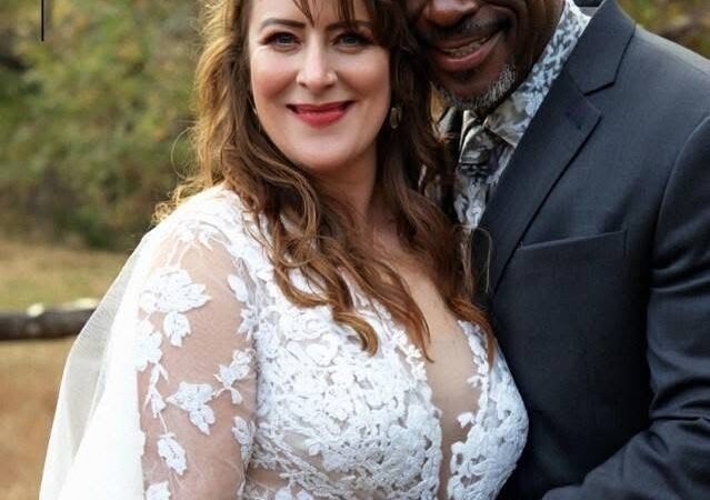 Ich heiratete den Freund meines Vaters. In unserer Hochzeitsnacht war ich fassungslos, als er sagte: „Es tut mir leid. Ich hätte es dir vorher sagen sollen.“