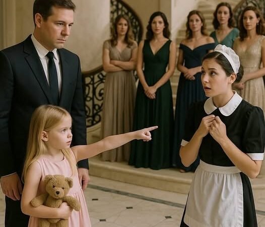 Ein Multimilliardär versammelte mehrere bezaubernde Frauen