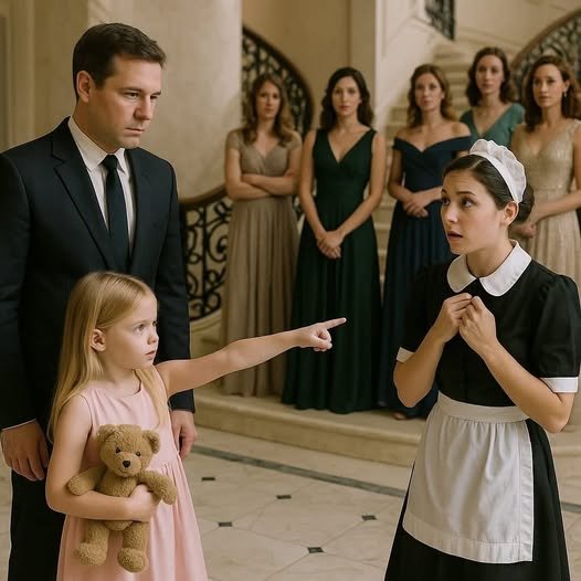 Ein Multimilliardär versammelte mehrere bezaubernde Frauen